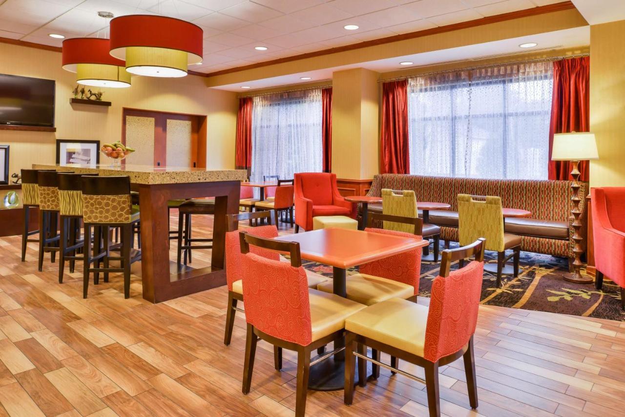 Hampton Inn Emporia Exteriér fotografie